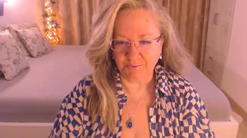 Cryna online show from January 9, 6:29 am