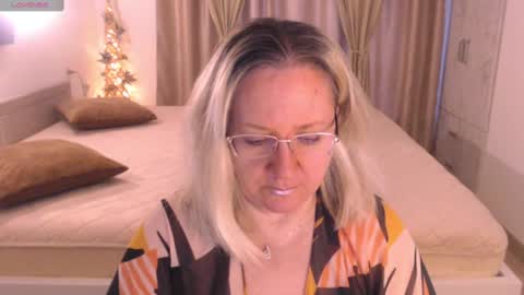 Cryna online show from January 22, 12:38 pm
