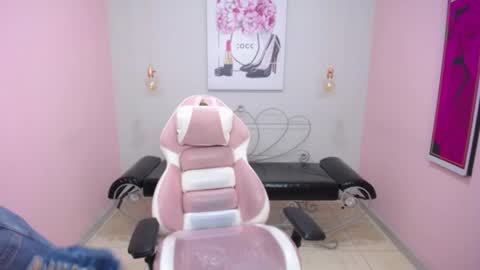 Adri  online show from May 11, 12:51 pm