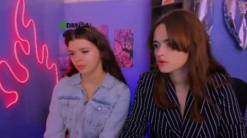 adri_sky online show from August 3, 1:06 pm