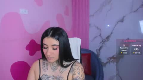 Snapshot of adri_tatto_ chatting on September 30, 7:30 pm adri_tatto_ online show from September 30, 7:30 pm