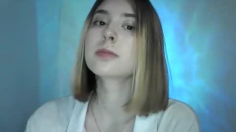 adrianabliss_ online show from October 7, 7:35 am