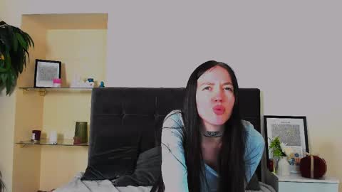 Adriana online show from April 9, 5:43 am