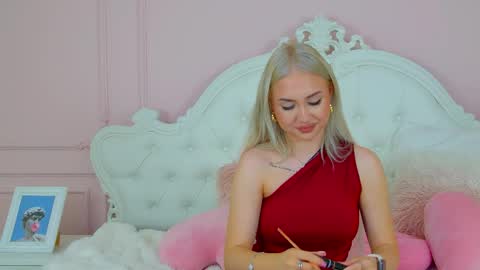 Adriana Rockefeller online show from April 8, 4:31 pm