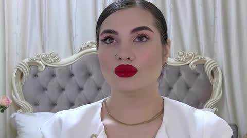 AdrianaTores online show from November 28, 6:38 am