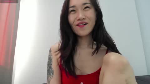 Snapshot of ae_nie chatting on February 21, 8:50 am Aenie online show from February 21, 8:50 am
