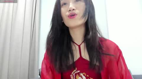 Snapshot of ae_nie chatting on February 13, 1:05 pm Aenie online show from February 13, 1:05 pm