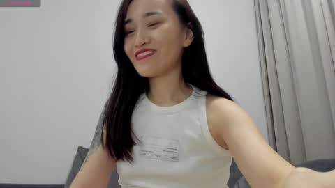 Snapshot of ae_nie chatting on December 31, 1:08 pm Aenie online show from December 31, 1:08 pm