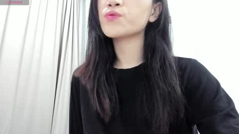 Snapshot of ae_nie chatting on February 25, 12:16 pm Aenie online show from February 25, 12:16 pm