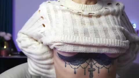 Aelia online show from October 13, 4:26 am