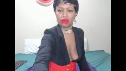 AfricanSquirtQueen online show from December 21, 11:30 pm