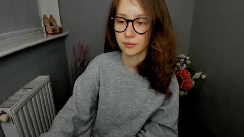 Snapshot of afinacutie chatting on February 1, 8:18 am Afina online show from February 1, 8:18 am