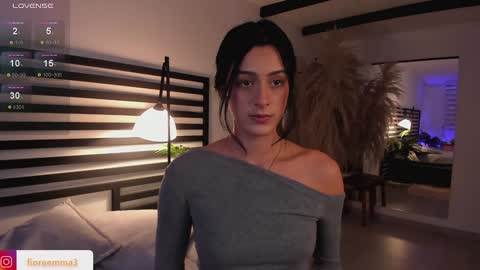 Emma online show from December 21, 8:32 pm