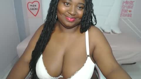 afroditaebano online show from May 20, 7:11 pm