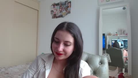 afrodithaa_ online show from March 28, 9:03 pm