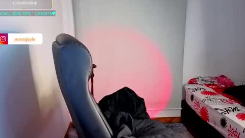 Jayle online show from October 24, 2:40 am