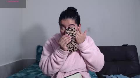 Agatha online show from January 6, 2:48 am