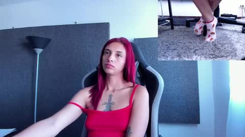 Agata Collinss online show from May 9, 2:19 pm