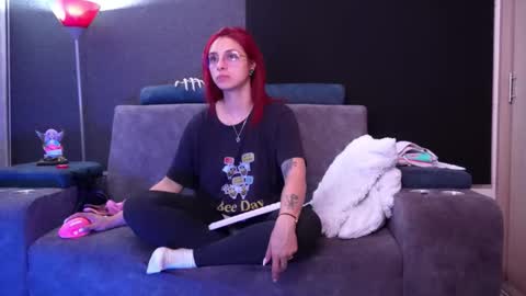 Agata Collinss online show from October 23, 6:30 am