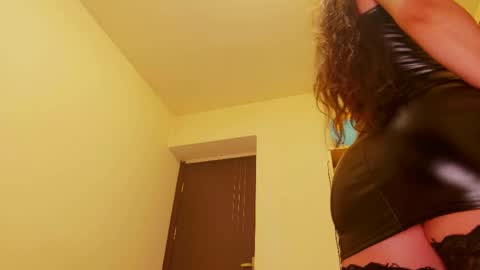 Agatha online show from May 18, 4:07 am