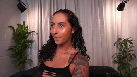 Val   inst  agatha clls online show from May 24, 12:31 am