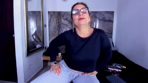 agatha_pleasure online show from May 14, 12:11 pm