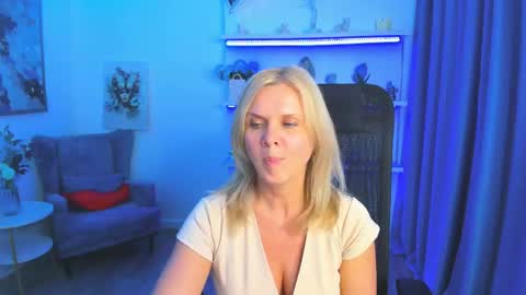 Agatha online show from May 17, 10:36 am