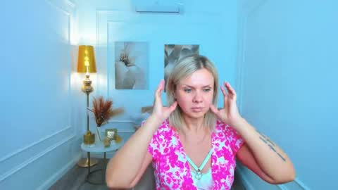 Agatha online show from March 29, 11:42 am