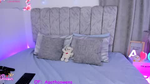 Agatha Owens online show from May 23, 1:59 am