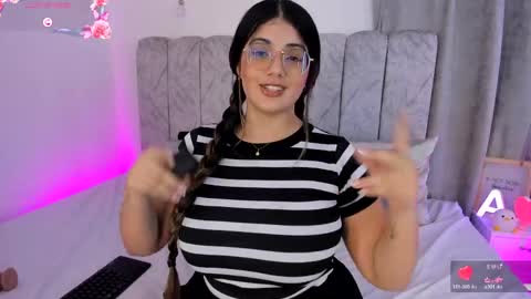 Agatha Owens online show from May 8, 10:55 pm