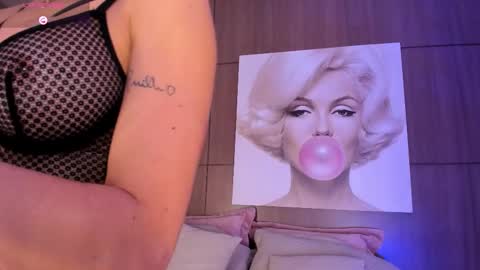    online show from November 18, 12:11 am