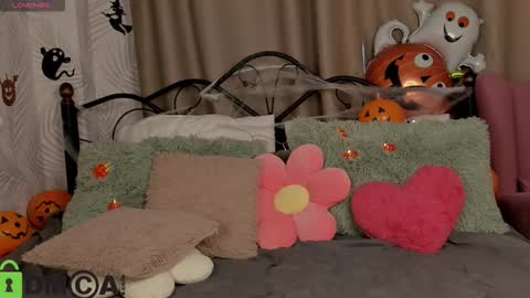 Agnes online show from October 26, 8:43 am