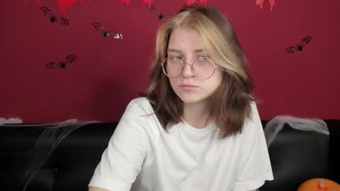 Agnes online show from November 1, 9:13 am