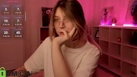 Agnes online show from October 12, 9:23 am