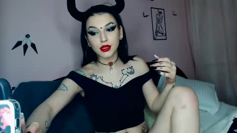 Moon online show from February 12, 9:31 am