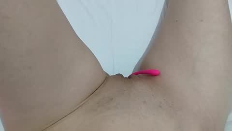 Taylor online show from April 19, 5:13 pm