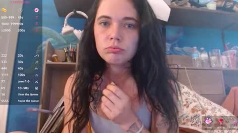 Kat online show from May 15, 6:54 pm