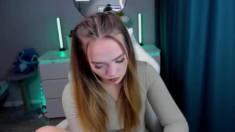 ai__girl online show from September 20, 4:27 pm