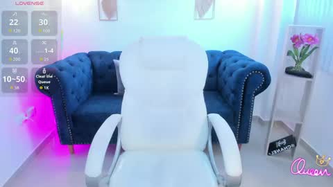AIDA ADAMS online show from May 19, 12:23 pm