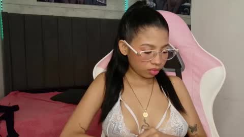 Aida online show from November 22, 12:46 am