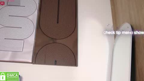 Aida  online show from March 29, 12:04 pm