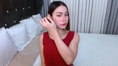 aiko_pleasure online show from December 18, 3:50 pm