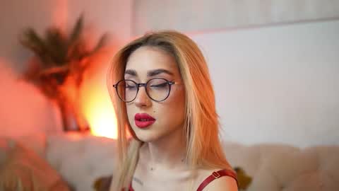  Aileen  online show from February 1, 8:51 pm