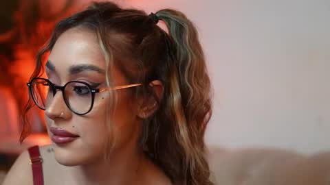  Aileen  online show from March 28, 9:35 pm