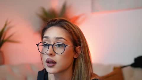  Aileen  online show from October 23, 6:47 pm