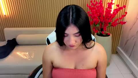 AILIN online show from April 10, 9:21 pm