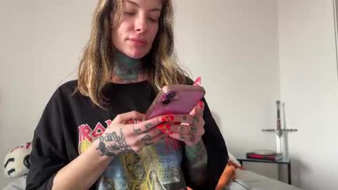 Airgead online show from May 23, 7:23 pm