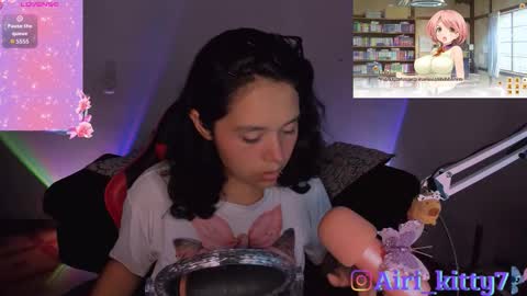 airi_kitty online show from February 12, 10:00 pm