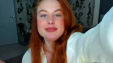 Louise online show from July 5, 7:30 pm