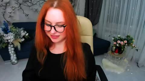 Louise online show from May 20, 8:06 pm